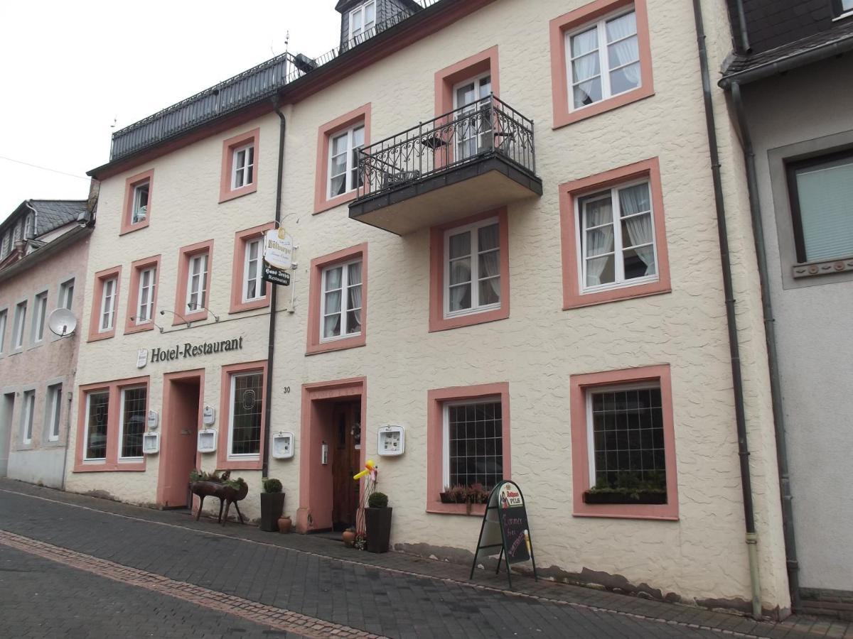 Hotel Haus Irsfeld Waxweiler Exterior foto